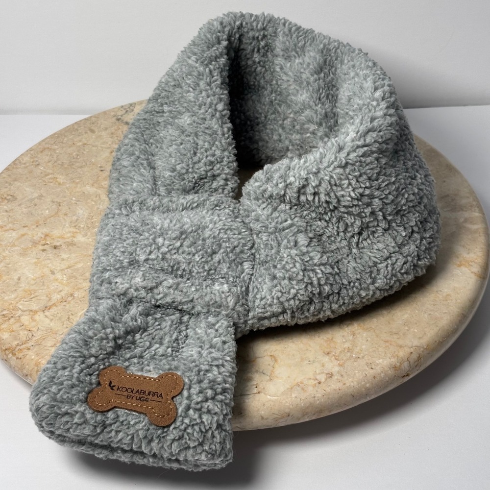 Koolaburra by UGG Gray Sherpa Pet Scarf‎ Dog Accessory Grey